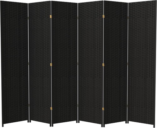 Tall woven fiber room - ft,