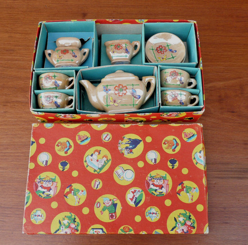 Childs tea party - party, dishes