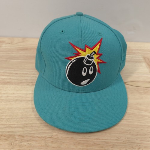 The hundreds new - new, hat