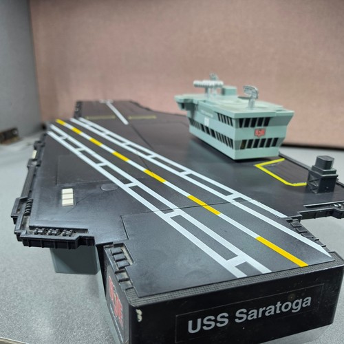 Joe uss saratoga 2001 - saratoga,
