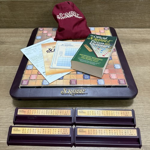 Deluxe scrabble 1999 rotating - scrabble,