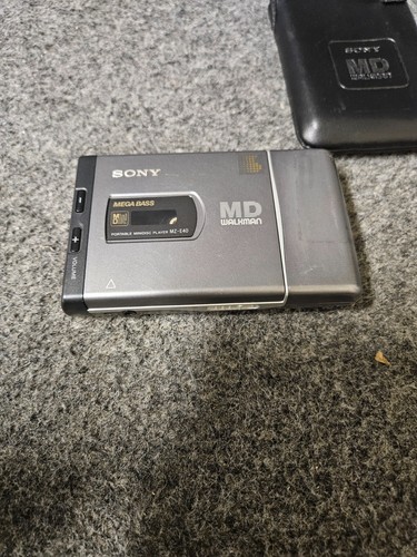 Sony e40 walkman - md,