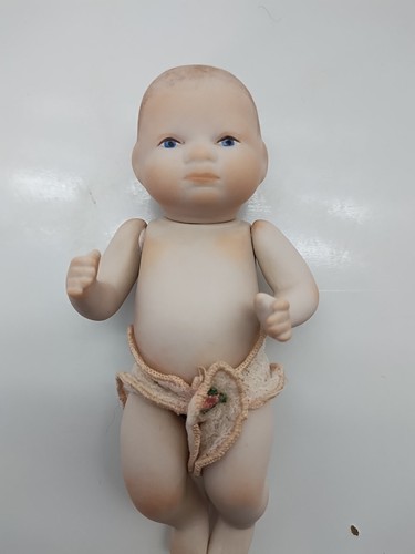 Vitage porcelain jointed - porcelain, baby