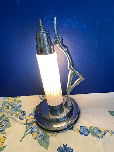 Art deco lamp - deco,