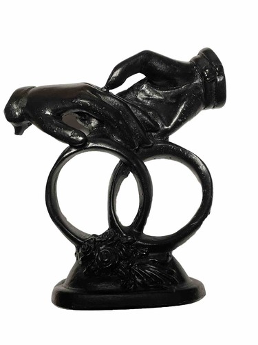 Hands and rings - hands,