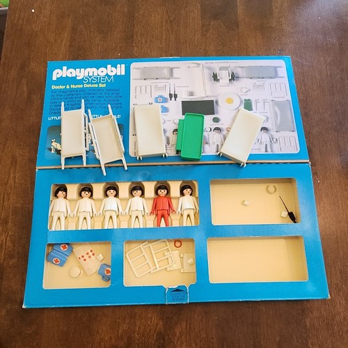 Vtg 1977 playmobil - vtg,