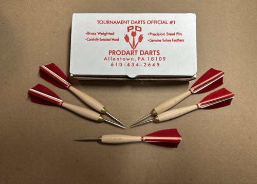 Darts red turkey feather - #1,