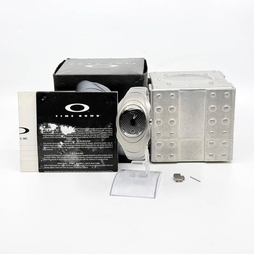 Oakley watch timebomb silver - watch,