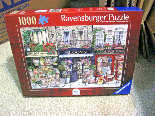 Ravensburger 1000 piece puzzle - 1000,