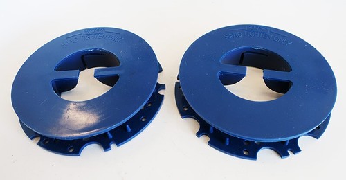Pad retainers for tennant - pad,
