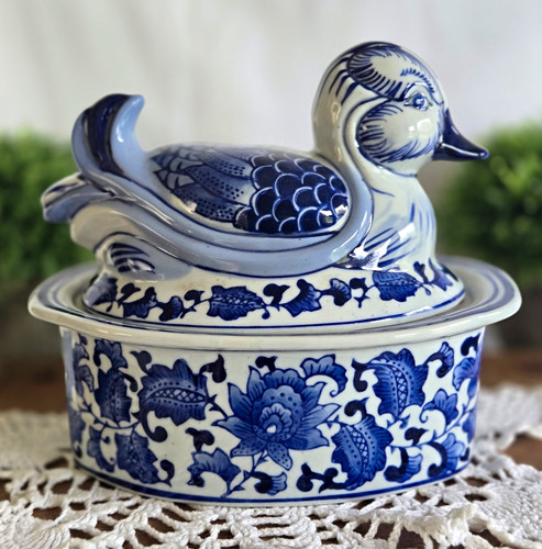 Blue white porcelain - blue,