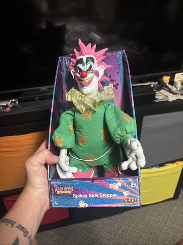 Killer klowns from - killer,