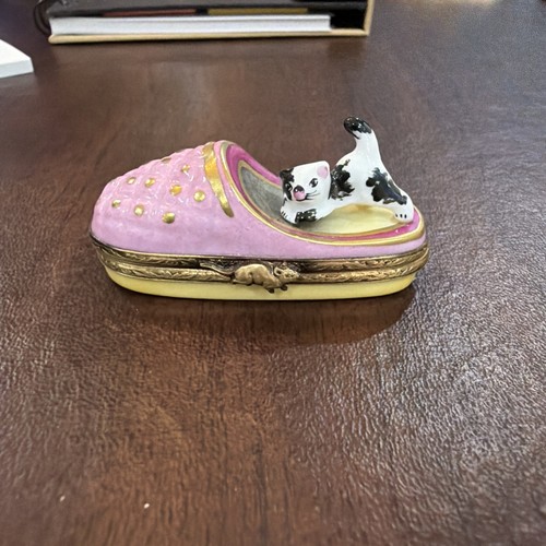 Limoges cat pink slipper - limoges, on