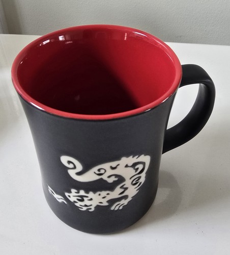 Starbucks komodo dragon - starbucks,