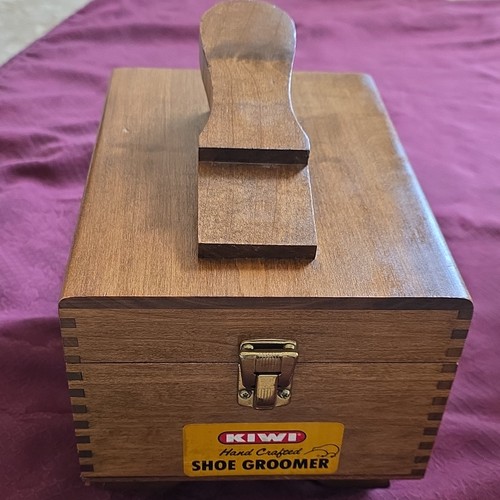 Vintage kiwi wooden - shoe, shine