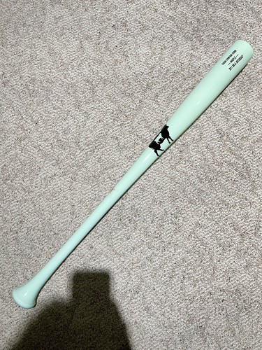 Maple wood baseball - bat, 33in