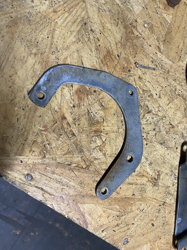 Chevy compressor mount - gm,