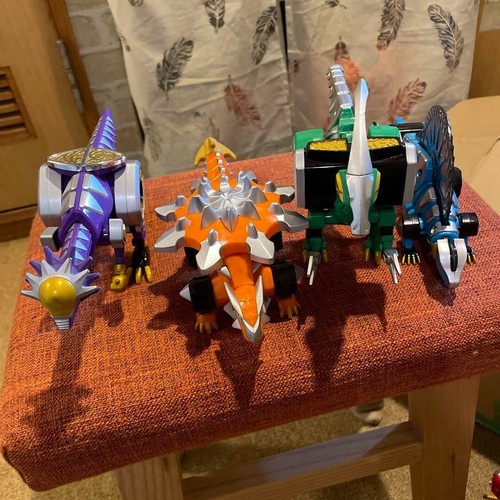 Power rangers dino thunder - rangers,