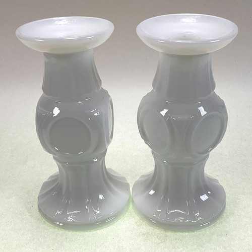 White milk glass coin - milk,