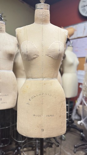Wolf dress form size model - wolf,