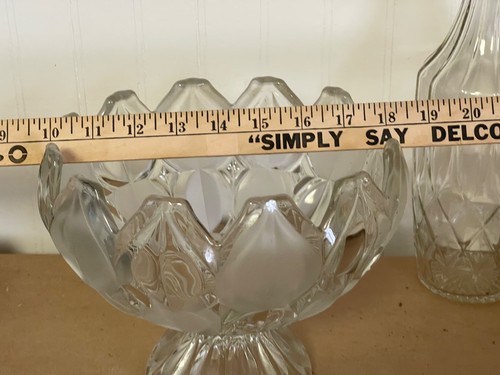 Clear frosted tulip petals - clear,
