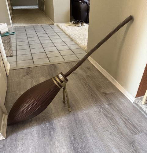 Broomstick popcorn bucket - broomstick,