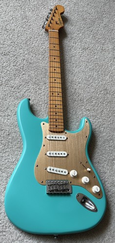 2022 squier fender 40th - 2022, by