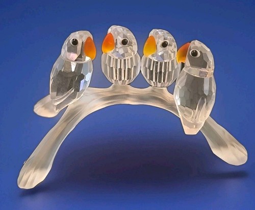 Stunning swarovski crystal - stunning,