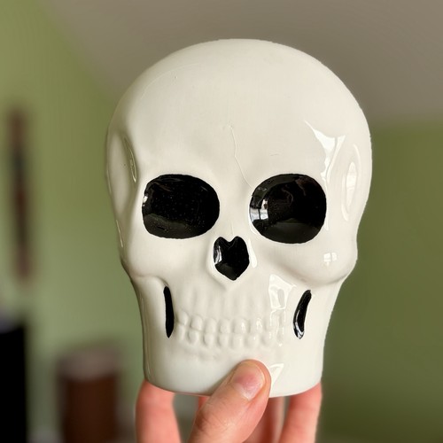 White ceramic skull kitchen - ceramic,