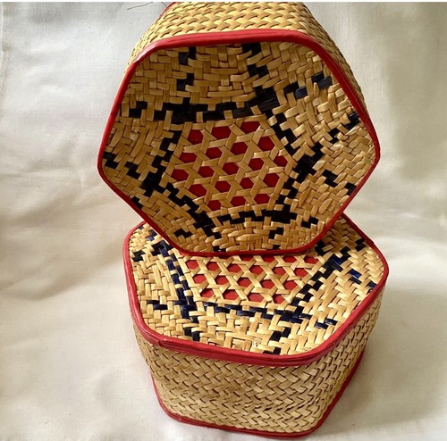 Set nesting fabric lined - of,