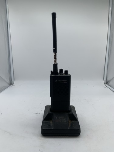 Motorola ht1000 vhf two - motorola,