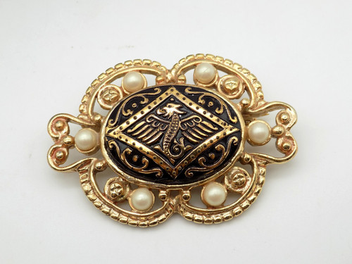 Vintage gold tone - tone, pearl
