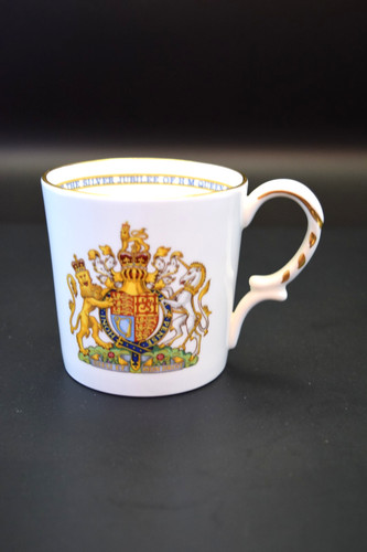 1977 aynsley queen elizabeth - queen,