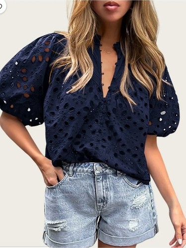 Pretty garden eyelet nwt - nwt, short