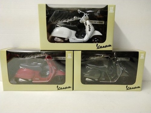 New ray vespa - new, super