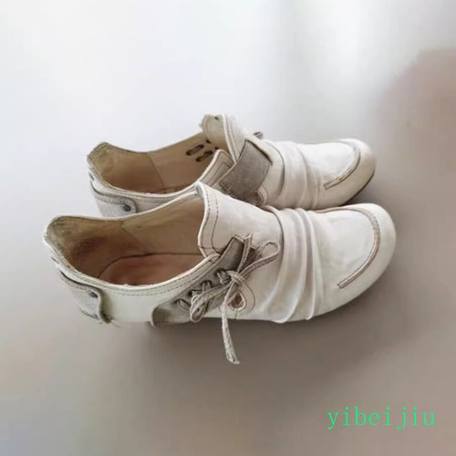 Vintage women pleated - vintage, mid