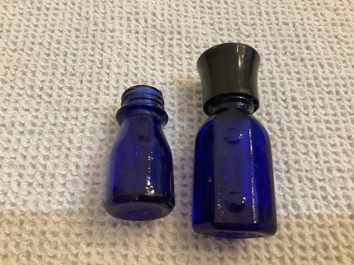 Small cobalt blue glass - 2,