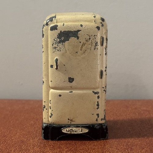 Vtg norge refrigerator cast - vtg,