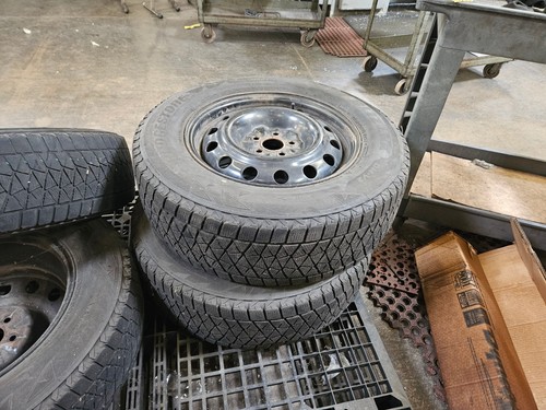 Snow tires with rims - 4,