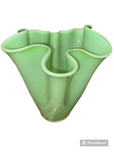 Ruffled wavy mint green - wavy,
