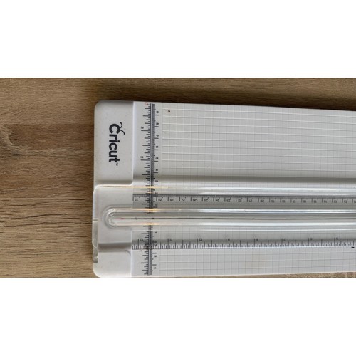 Cricut portable trimmer - portable, 12