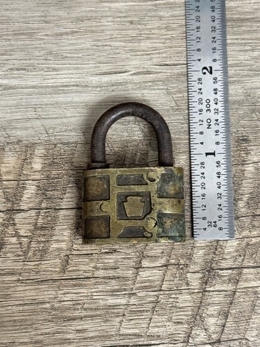 Vintage old small fraim - old,