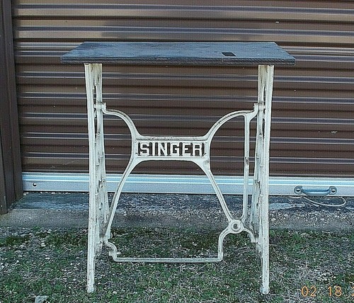 Singer sewing machine cast - sewing,