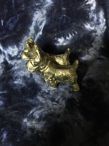 Vintage cast metal - ,