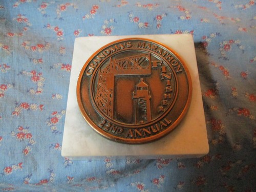 Medallion base grandma - medallion,