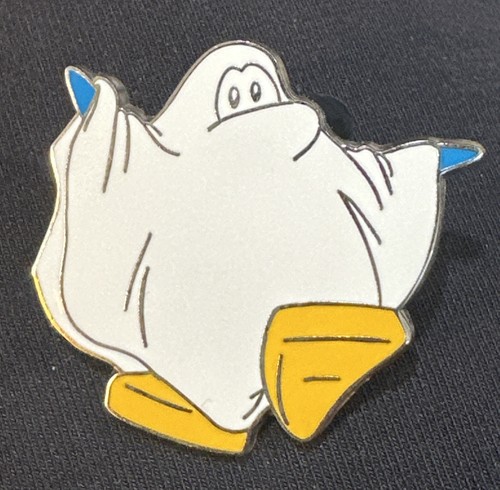 Official disney pin club - official,