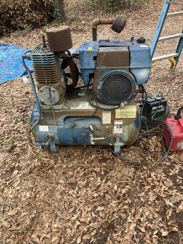 Quincy 120 gal industrial - 120,