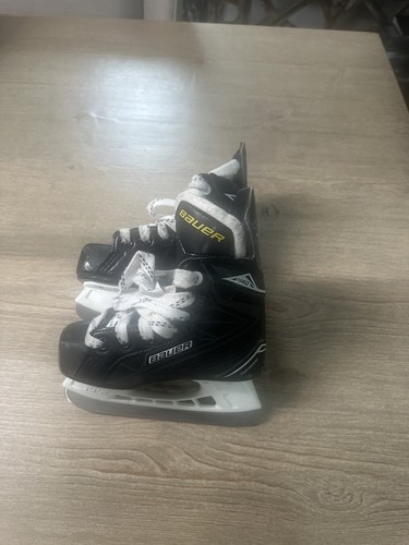 Bauer s140 youth hockey - bauer,