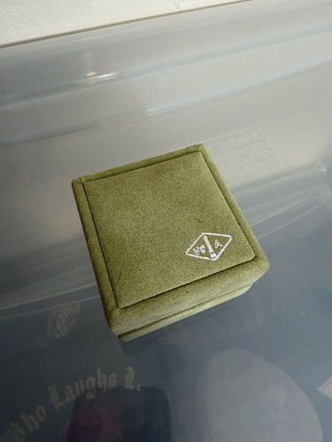 Van cleef arpels green suede - van,