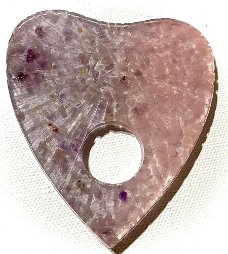 Pink rose quartz healing
